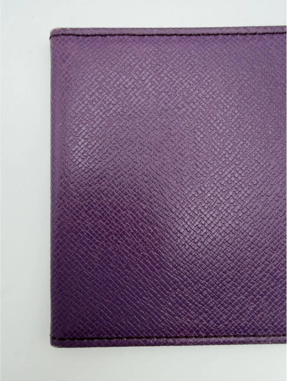 Authentic LV Louis Vuitton Purple Taiga Leather Bifold Pass ID Card Case Holder